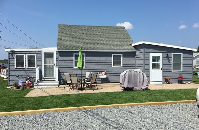 Quaint Summer Cottage