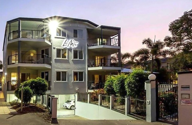 Quality Esplanade Apartment