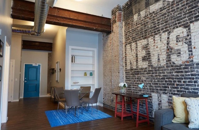 Quality Hill 1BR Loft in Historic Building