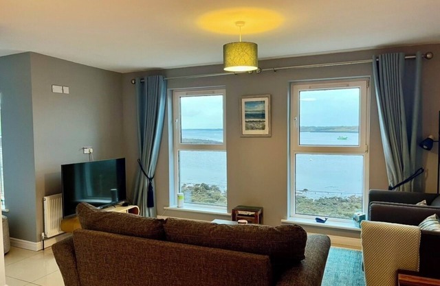 Quay-side luxury 2 bed apartment in the heart of Kinvara, Wild Atlantic Way.