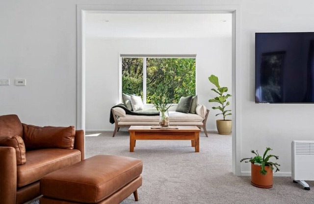 Queenstown home at the foot of Coronet Peak