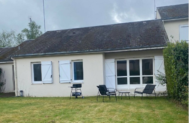 QUIET 3-BEDROOM HOUSE WITH GARDEN