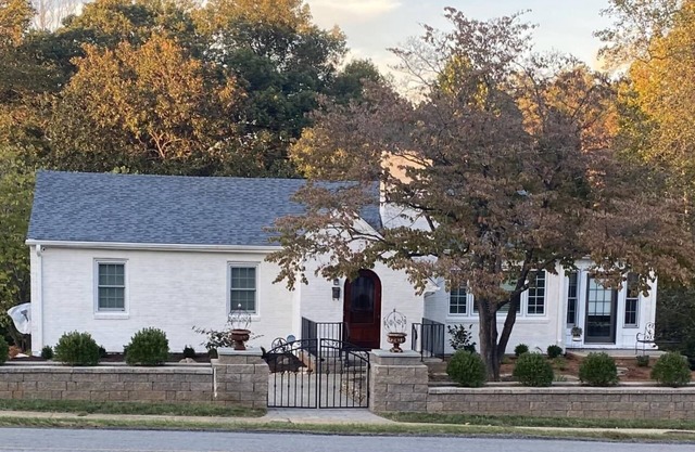 Quiet 3 BR Brick Cottage Convenient Location