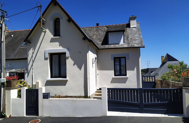 Quiet, 3-star holiday home with terrace and garden overlooking the Odet river