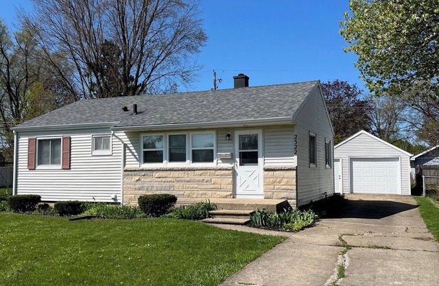 Quiet 5-bedroom Retreat - Walk to Notre Dame