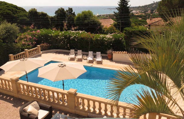 QUIET 7-ROOM AIR-CONDITIONED VILLA WITH POOL SEA VIEW LA NARTELLE BEACH