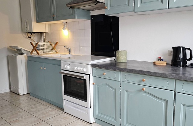 Quiet apartment for up to 6 people, 10 minutes from town center by car!