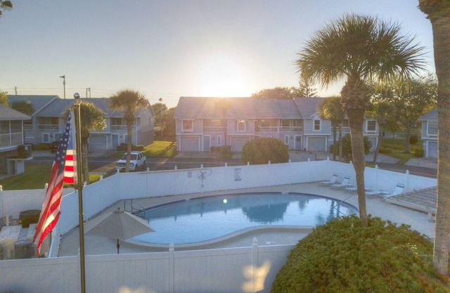 Quiet Community Just Minutes from Beach. Spacious. Heated Pool. Great Location.
