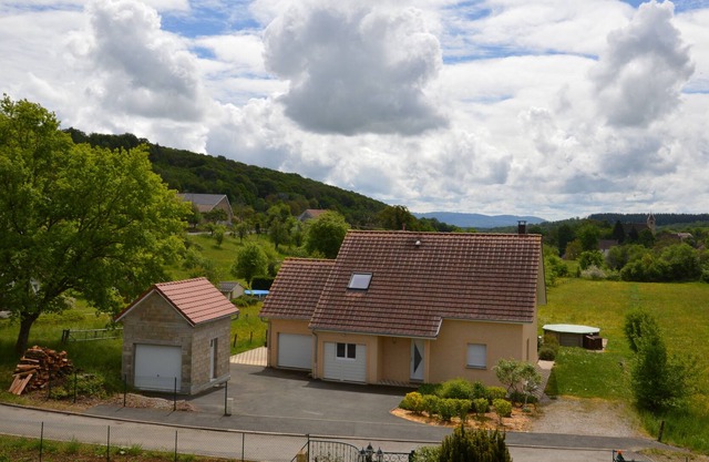 Quiet cottage in the Franche-Comté countryside