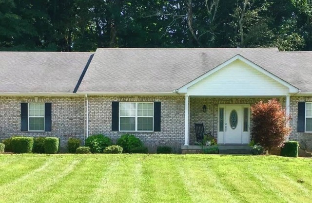 Quiet Country Road 4BR Chic Home