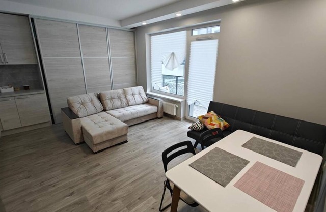 Quiet Cozy Apartment
