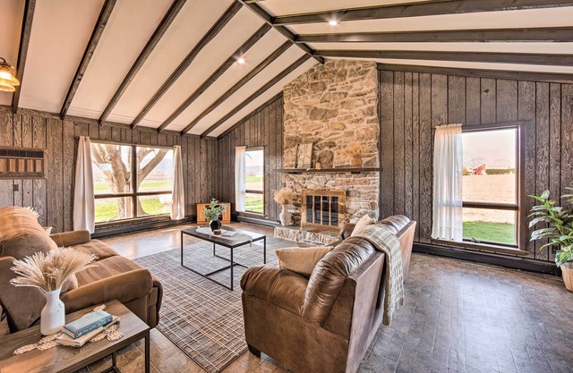 Quiet Elizabethville Home w/Fire Pit + Views