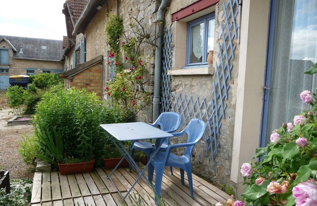 Quiet countryside and close to PARIS and Fontainebleau