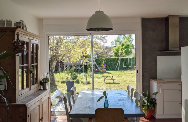 Quiet house 20min from the lake, above-ground pool, 25mn from the ocean, 30mn from Bordeaux