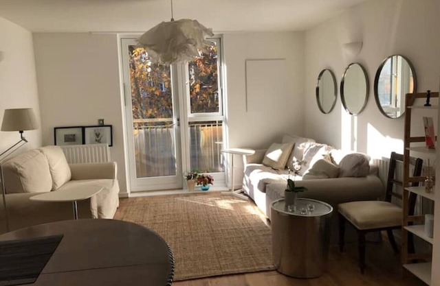 Quiet modern 2bd flat in central London near Old street