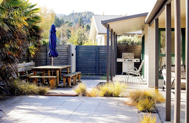 Quiet, Modern, Sunny Home