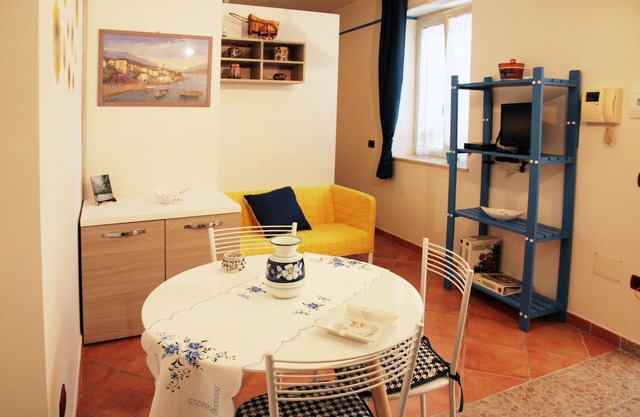 quiet panoramic studio with terrace and wi-fi