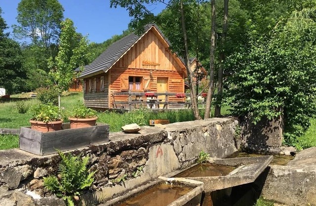 Quiet, restful location, south-facing, nearby hiking, mountain biking.