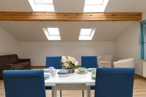 Quiet studio near the lake