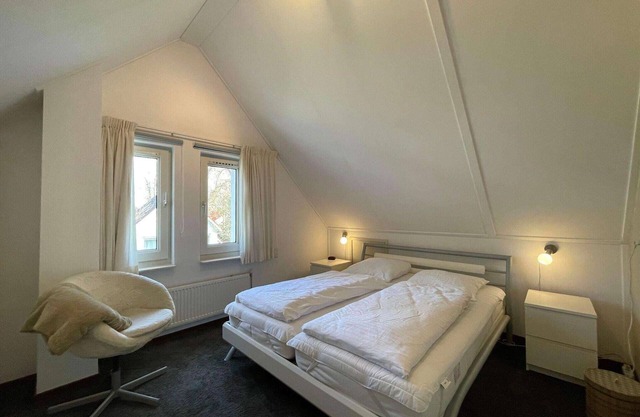 Quiet Villa Near Langweer