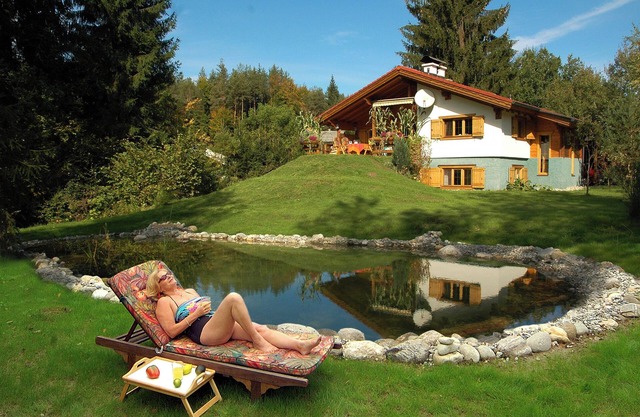 Quietly located, luxurious 4-stars-country house with private pool
