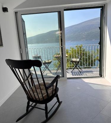 Quince Luxury Apartment