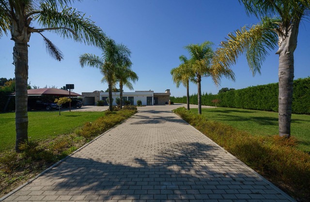 "QUINTA ZEZOCA", countryside villa near Lisbon