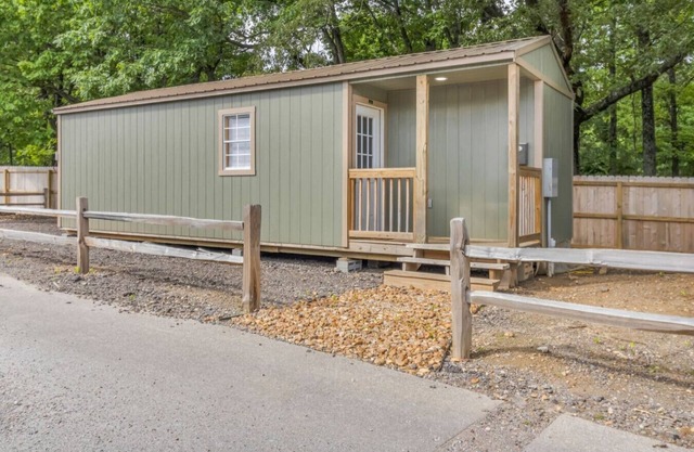 Quite & Cozy Private Tiny Home