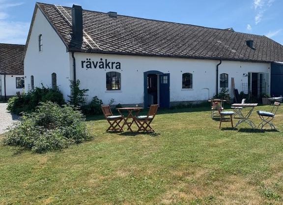 Rävåkra Bed & Breakfast