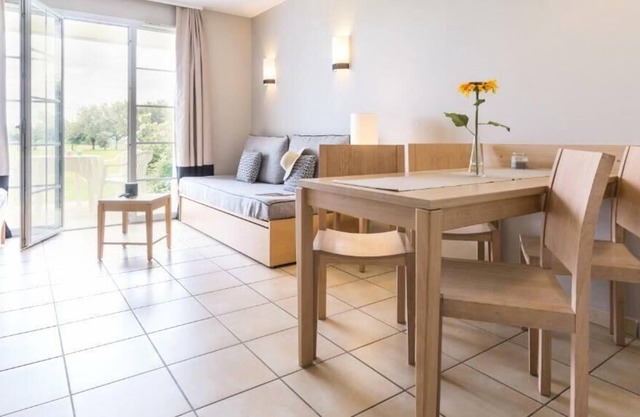 Résidence Pierre & Vacances Le Green Beach**** - Studio for 5 people - 1 sleeping area - Terrace or balcony