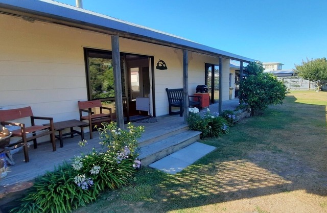 Rakaia Huts village with Rakaia River nearby. Great family getaway spot. Pets OK