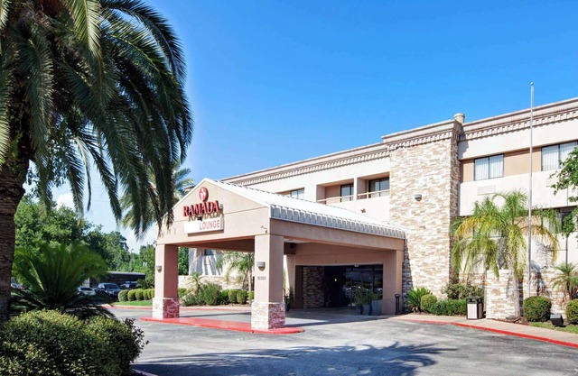 Ramada by Wyndham Houston Intercontinental Airport South