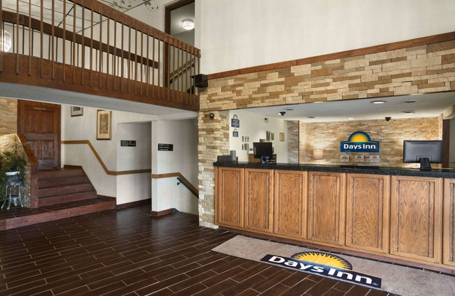 Ramada by Wyndham Pittsburgh/New Stanton