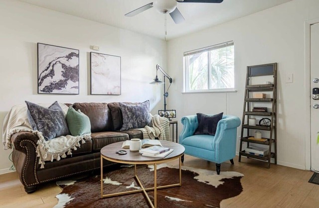 Rancho Del Sol | Cozy Ranch Style | Central Austin