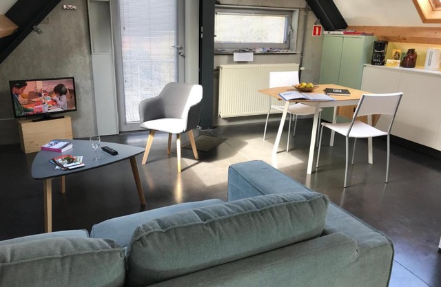 Rap 'n Holiday Home