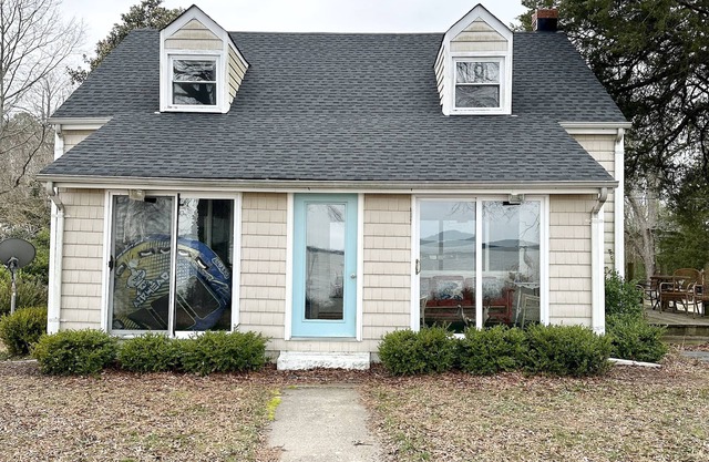 Rappahanock Riverfront Cottage