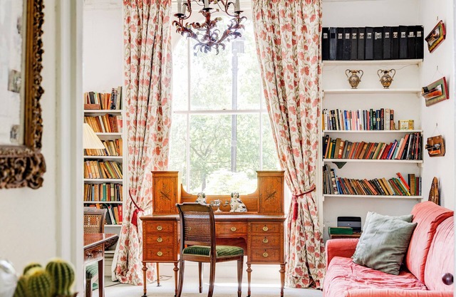 Rare find in Primrose Hill with Park Views