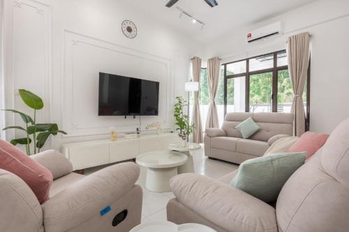 Rawang Corner Homestay with Arcade Game