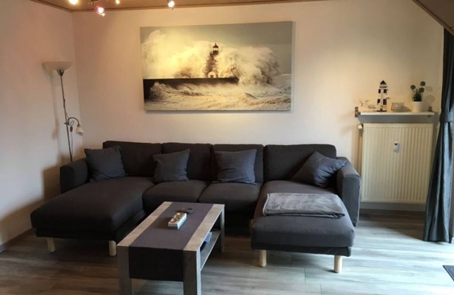 RDH-1.02, 4 pers., approx. 49sqm - Seepark Burhave/Thatched roof house 1