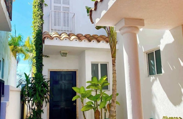 Real Del Mar Tijuana Apt for 2 guests