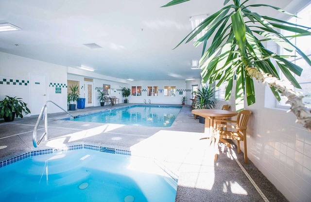 Red Lion Inn & Suites McMinnville