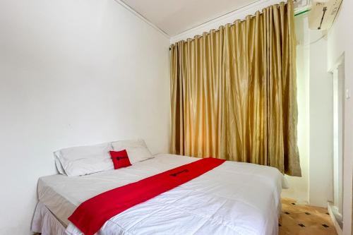 RedDoorz at Kanaka Village Tanjung Pinang