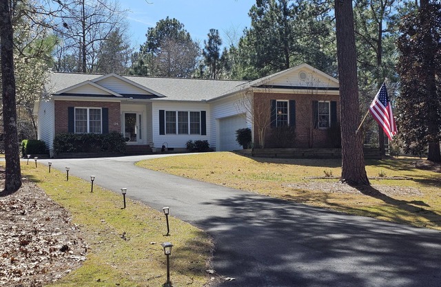 Reduced & Available for US OPEN! Seven Lakes North community, golf, swimming +