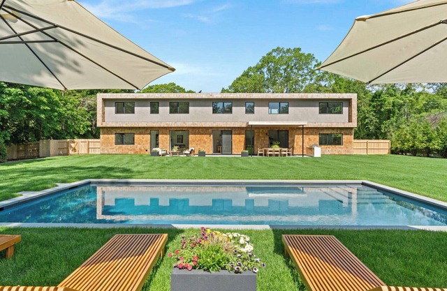Refined Coastal Living with Resort-Style Amenities in East Hampton