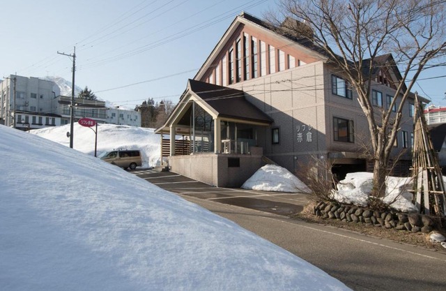 Refre Hotel