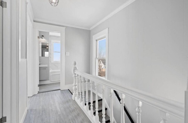 Refreshing 4BD 2BA Home by Falls with a Hot Tub!