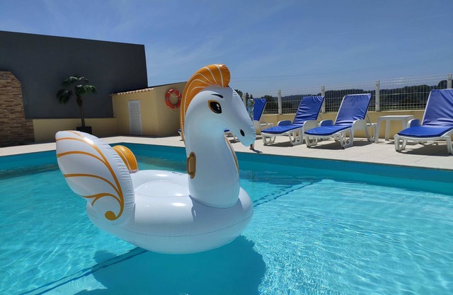 Refúgio da Ria with swimming pool for 10 people