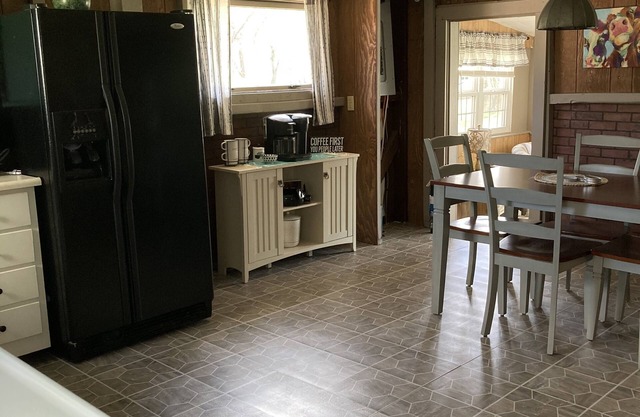 Refurbished cottage along Dunnings Creek, close to Rt 30, I-99 and PA Turnpike
