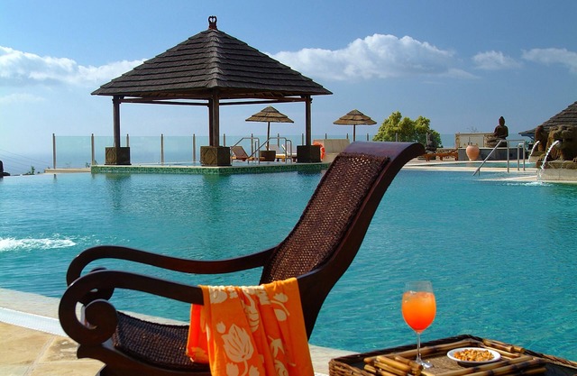 Regency Country Club, Apartments Suites