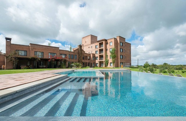 Regency Park Hotel